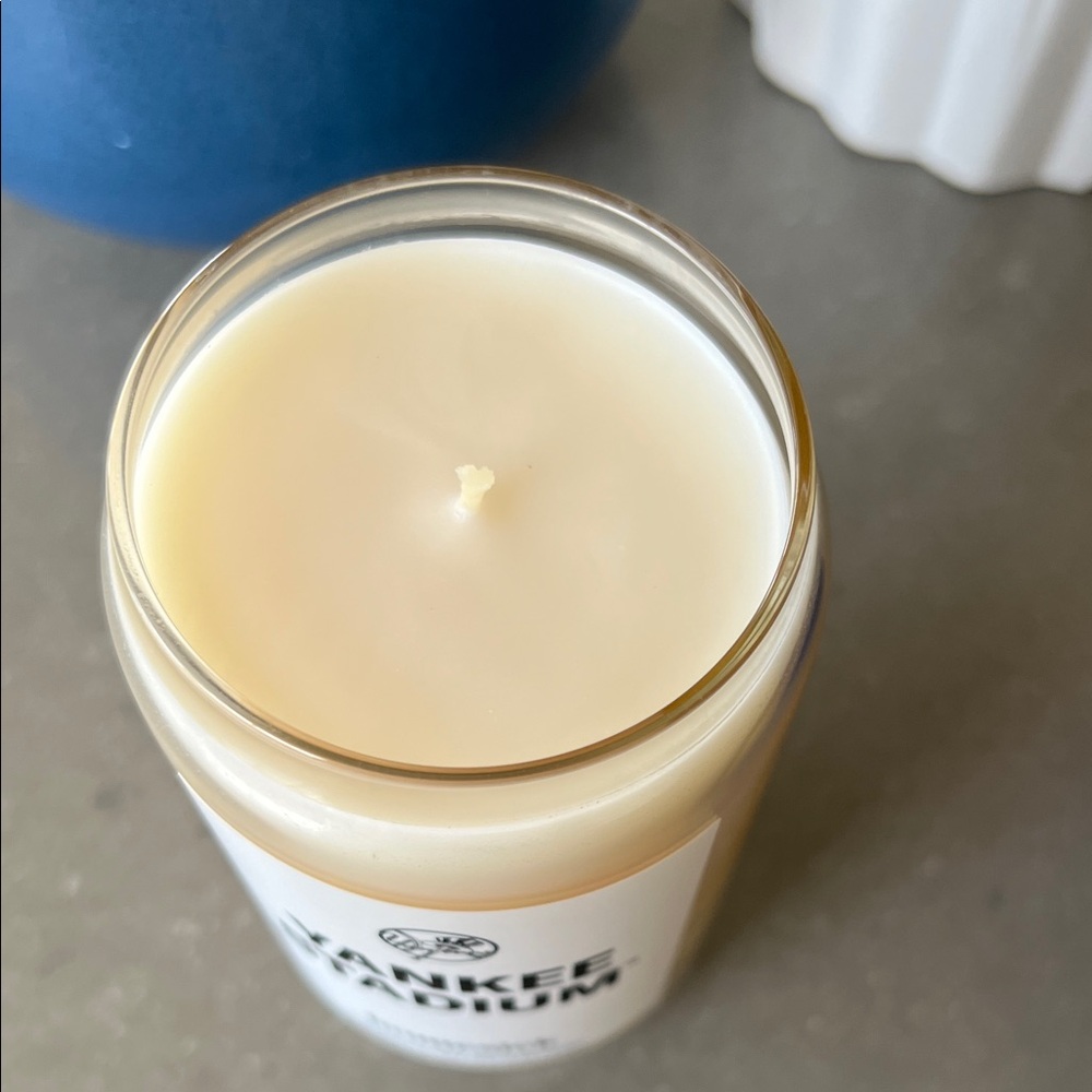 Yankee Stadium Homesick Candle - Blue - Picture 8 of 9